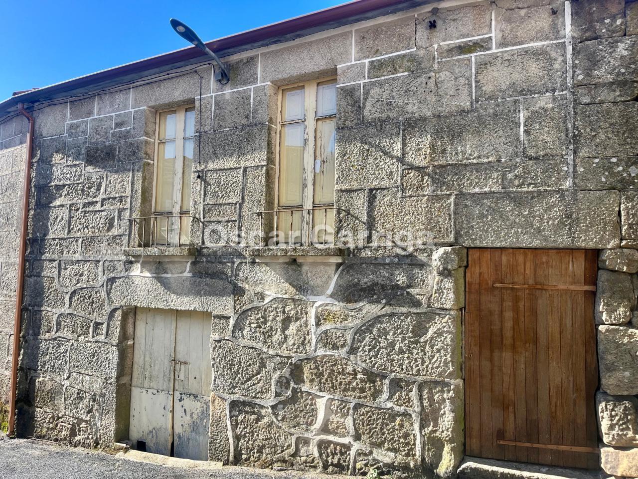 173471674324100039296_173024614583 CASA CÉNTRICA, CON JARDÍN, FANTÁSTICAS PAREDES DE PIEDRA, TEJADO Y CANALONES NUEVOS. CEA, OURENSE (GALICIA)