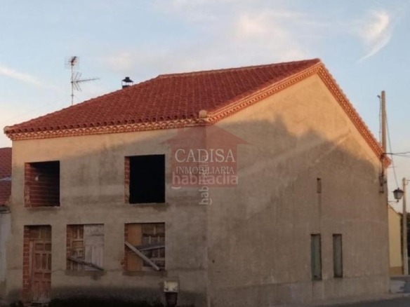 VENTA DE CASA POR TERMINAR EN VENTOSA DEL RÍO ALMAR.REF:4129