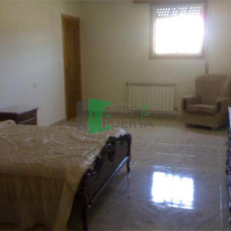 CASAS, NAVE Y FINCAS EN VENTA