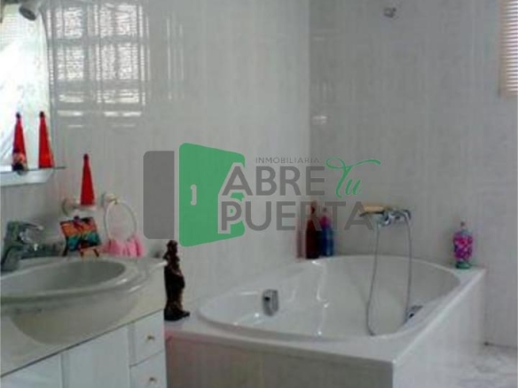 CASAS, NAVE Y FINCAS EN VENTA
