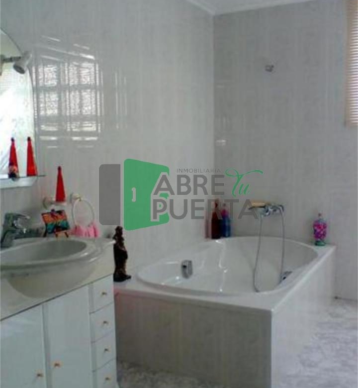 CASAS, NAVE Y FINCAS EN VENTA