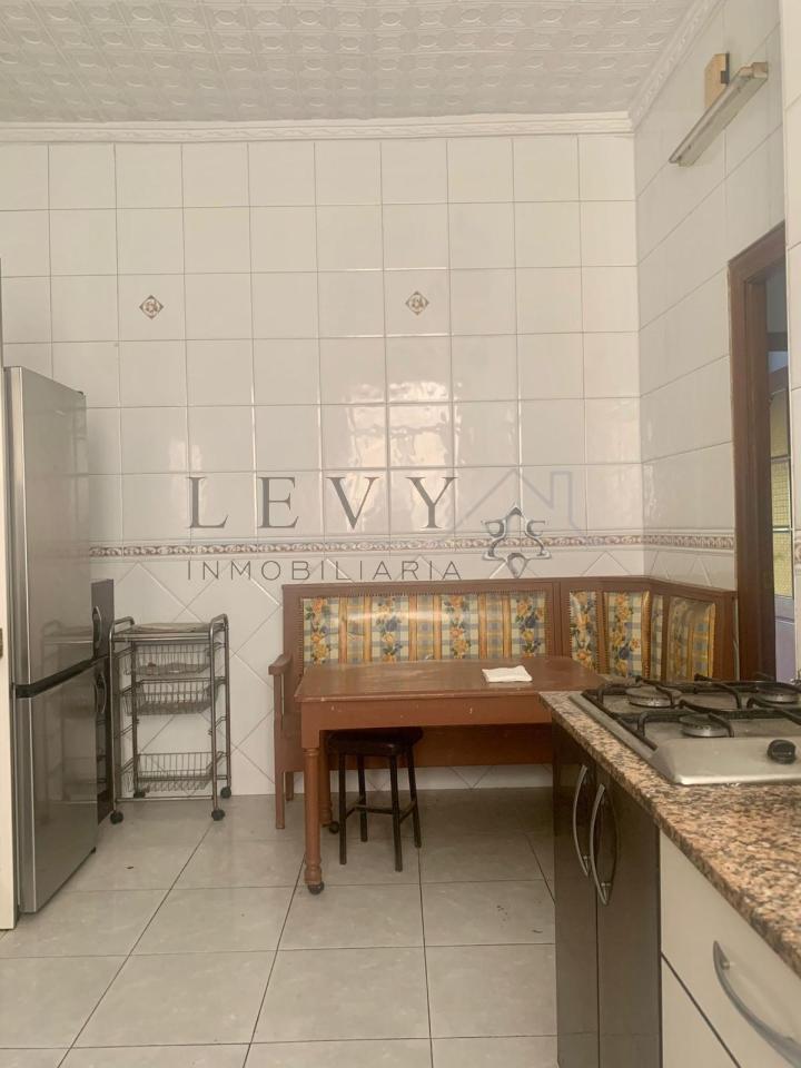 173765987704300039988_173765494245 Edificio en venta muy bien ubicado en Melilla