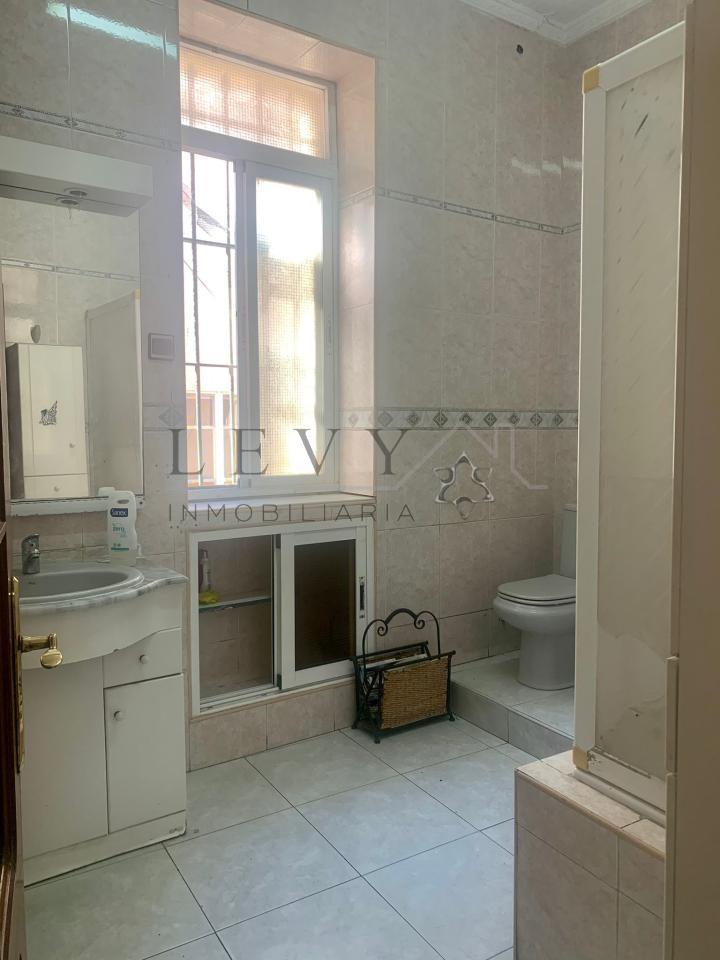 173765988013700039988_173765493575 Edificio en venta muy bien ubicado en Melilla