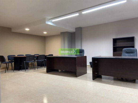 Oficina en alquiler o venta en pleno centro de Pontevedra – Ubicación estratégica