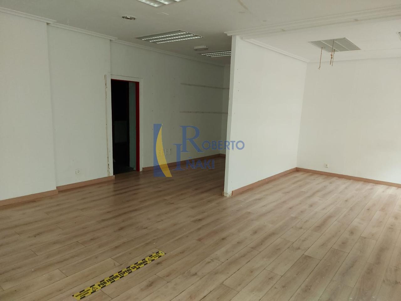 173886826779700031682_173884384085 CASA CENTRICA CON LOCAL COMERCIAL