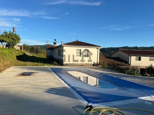 VENTA CASA EN A PEROXA