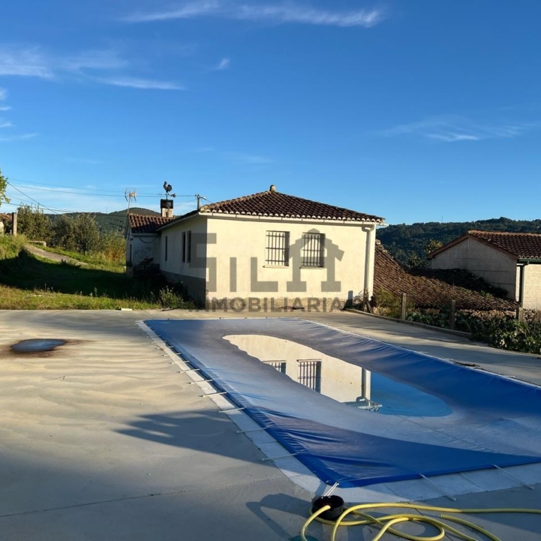 VENTA CASA EN A PEROXA