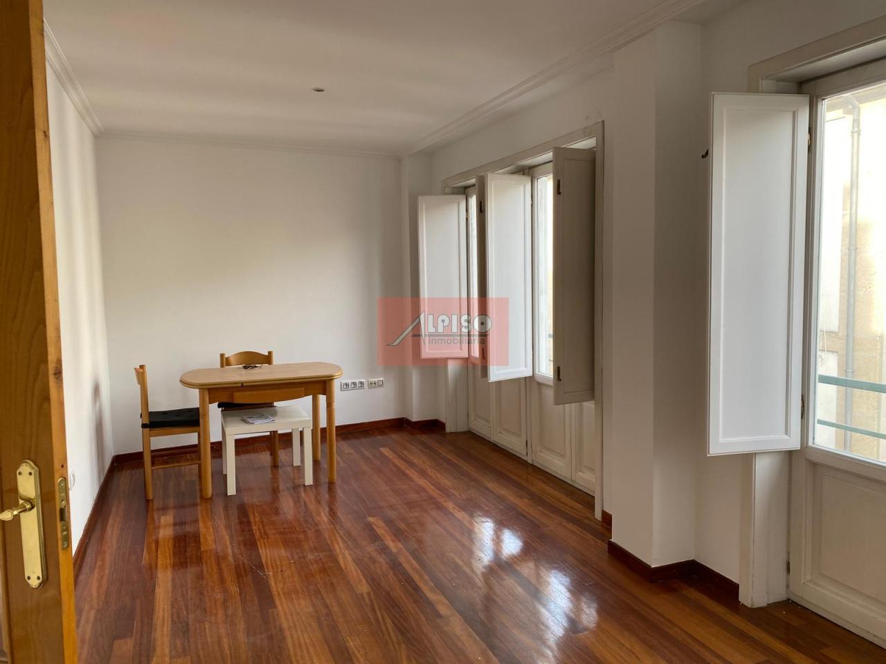 174013875851900161080_173980849961 Duplex en Ourense