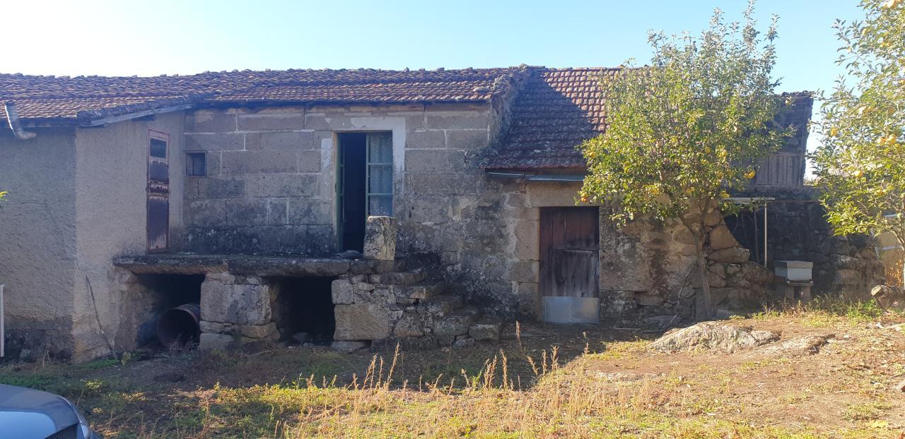 174042410062600034102_168837697537 Casa en Ourense