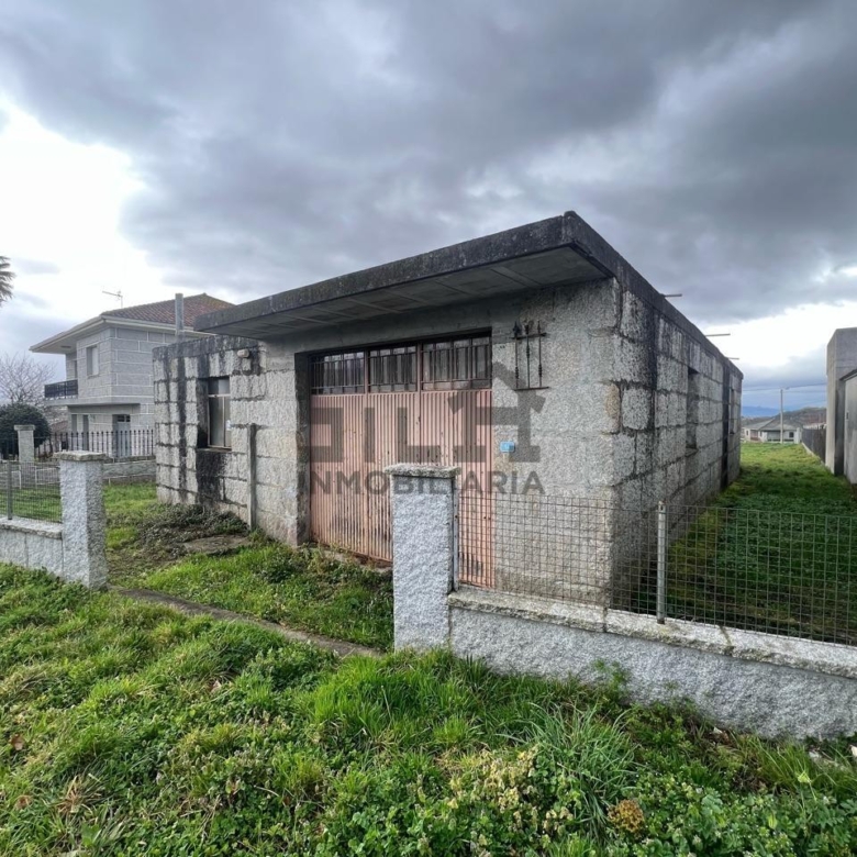 VENTA CONSTRUCCIÓN PIEDRA EN A MERCA