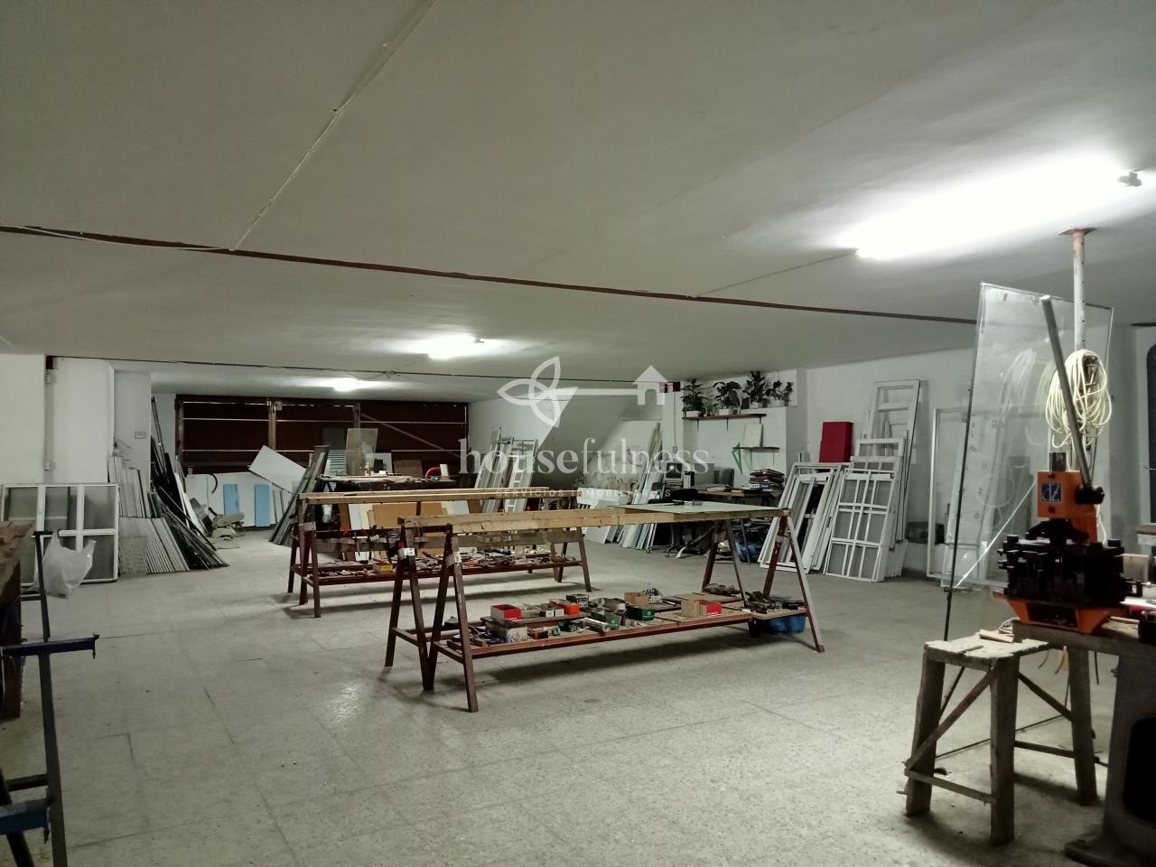 174178324753500027345_174162433443 AMPLIO BAJO COMERCIAL EN ULTRAMAR