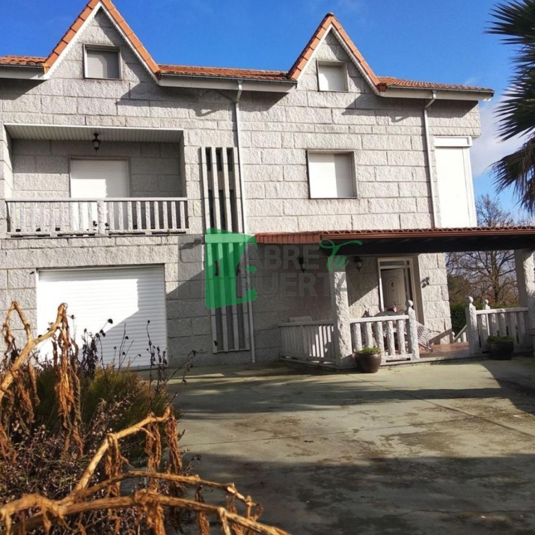 Casa independiente en calle Patín, 46