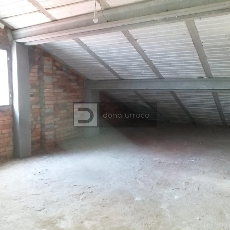 VENTA DE BUHARDILLA