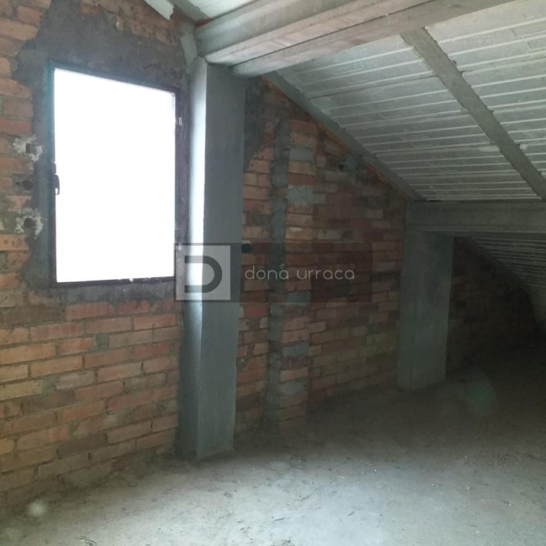 VENTA DE BUHARDILLA