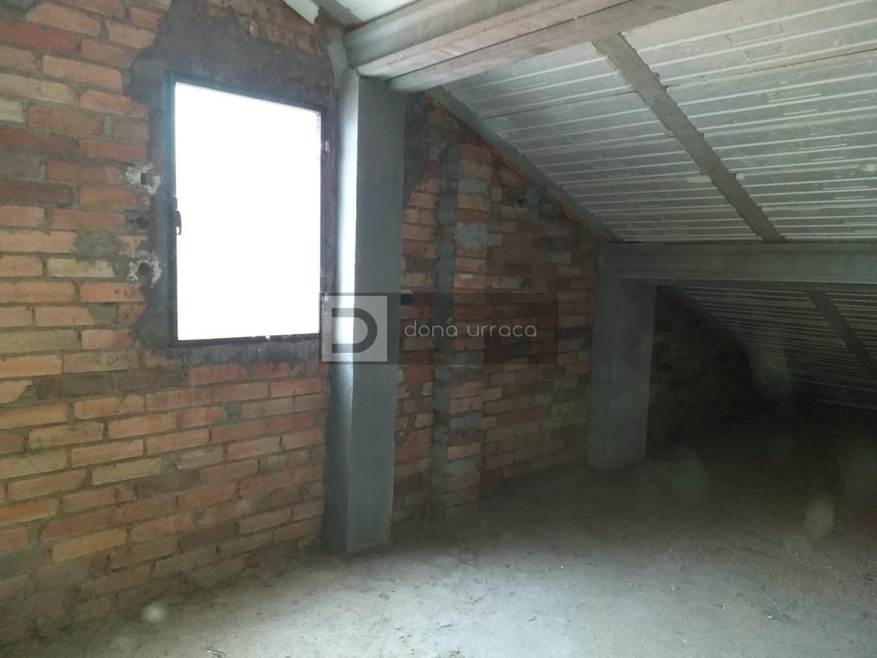 VENTA DE BUHARDILLA