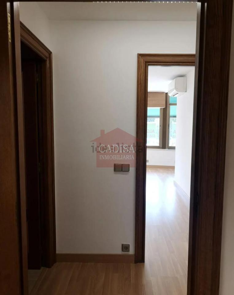 174307479384000027444_174307417659 LOCAL EN ALQUILER CÉNTRICO, IDEAL OFICINAS.REF:L4118