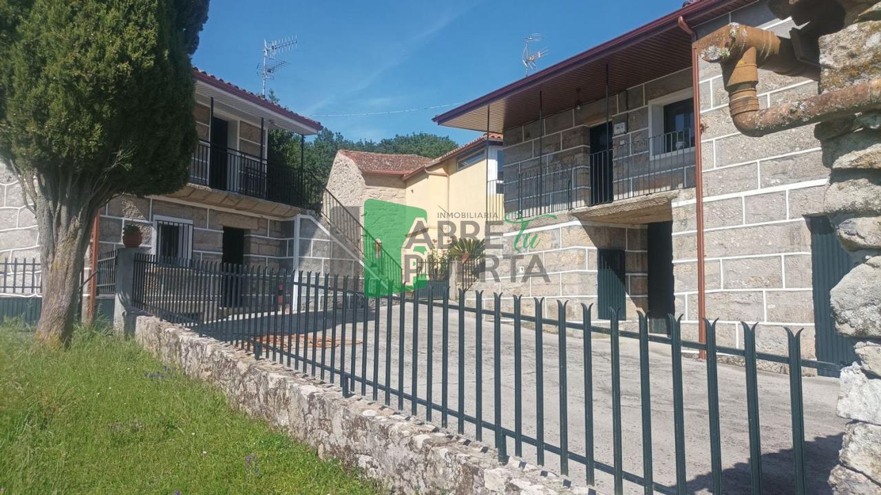 174369421280000040129_173885685257 CASA EN VENTA