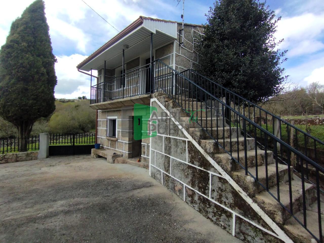 174369422925400040129_174369388659 CASA EN VENTA