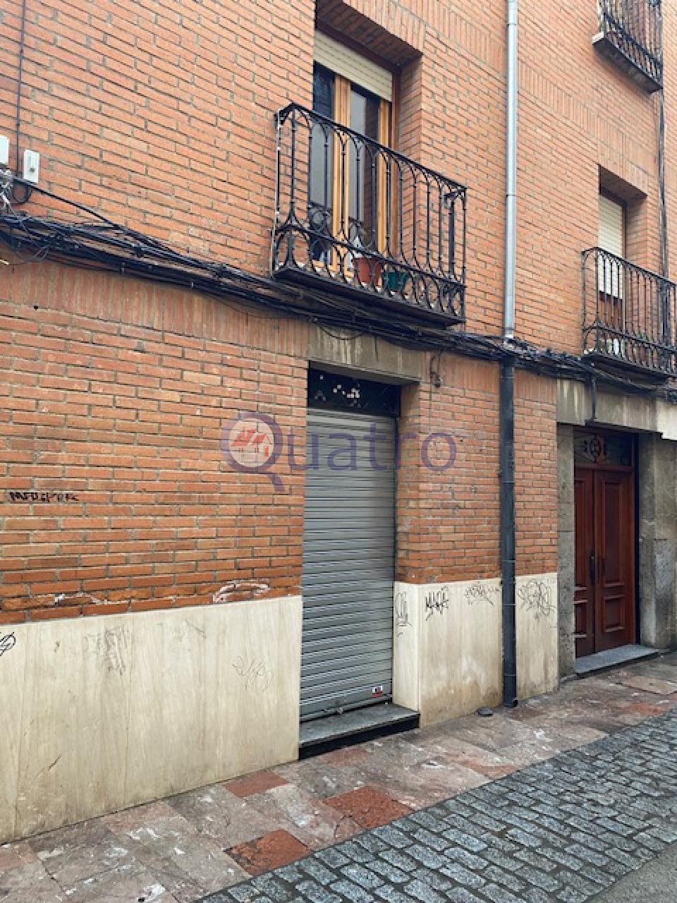 174550750366600025111_170793435681 Oportunidad local zona San Isidoro