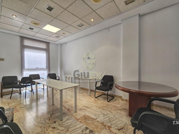 Oficina en Cáceres