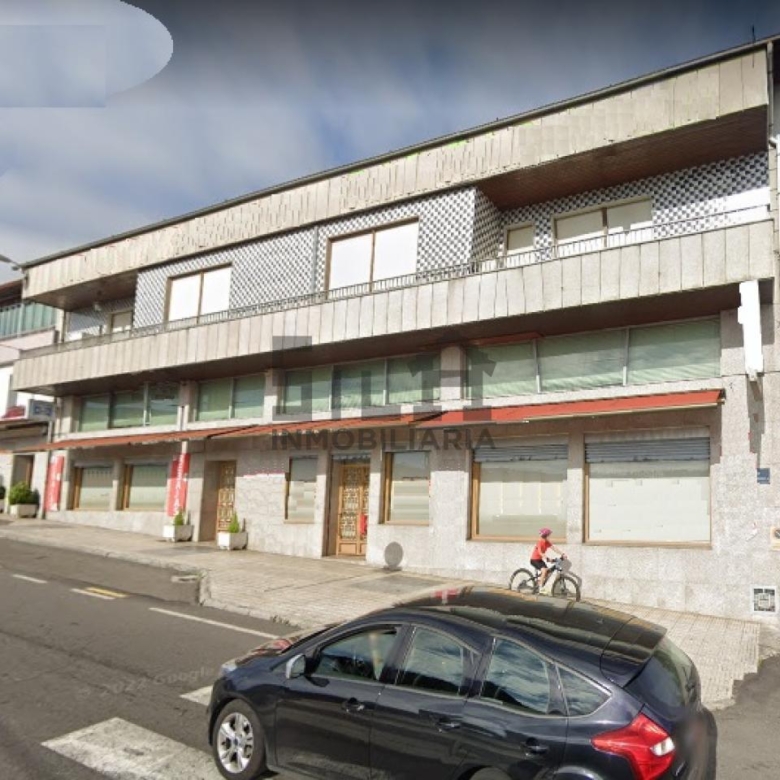 ALQUILER LOCAL 300M2 PIÑEIRAL