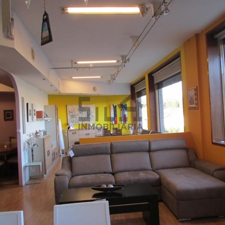 ALQUILER LOCAL 300M2 PIÑEIRAL