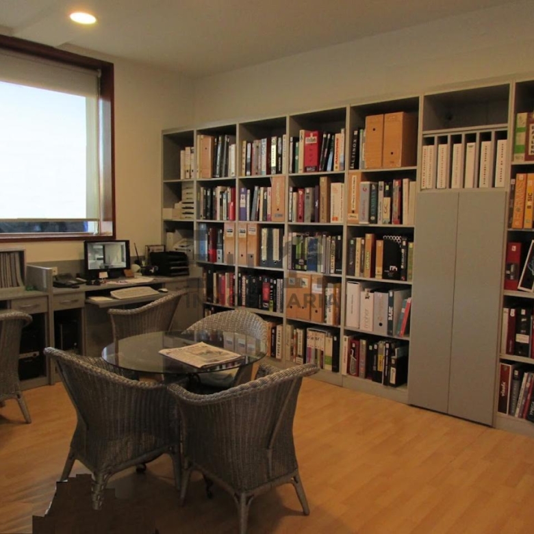 ALQUILER LOCAL 300M2 PIÑEIRAL