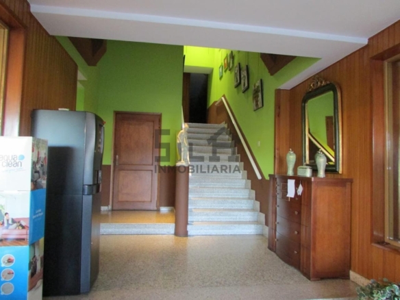 ALQUILER LOCAL 300M2 PIÑEIRAL