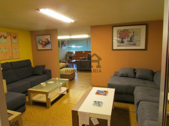 ALQUILER LOCAL 300M2 PIÑEIRAL