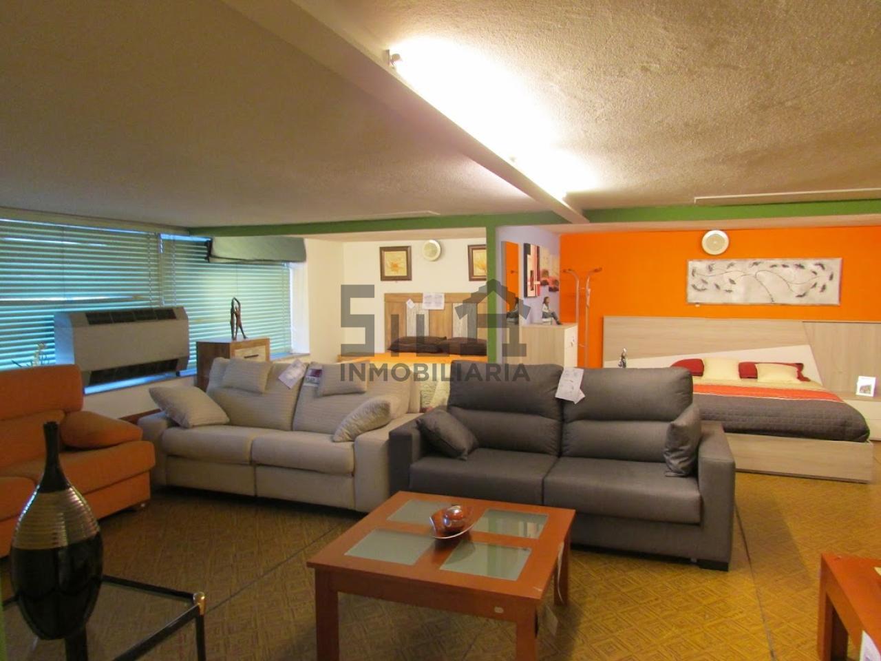 ALQUILER LOCAL 300M2 PIÑEIRAL