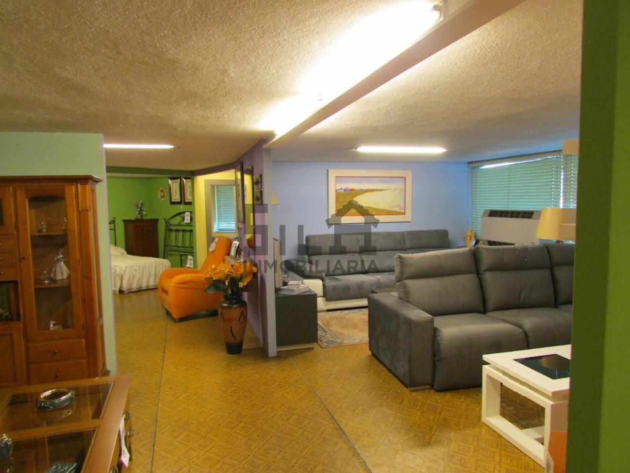 ALQUILER LOCAL 300M2 PIÑEIRAL
