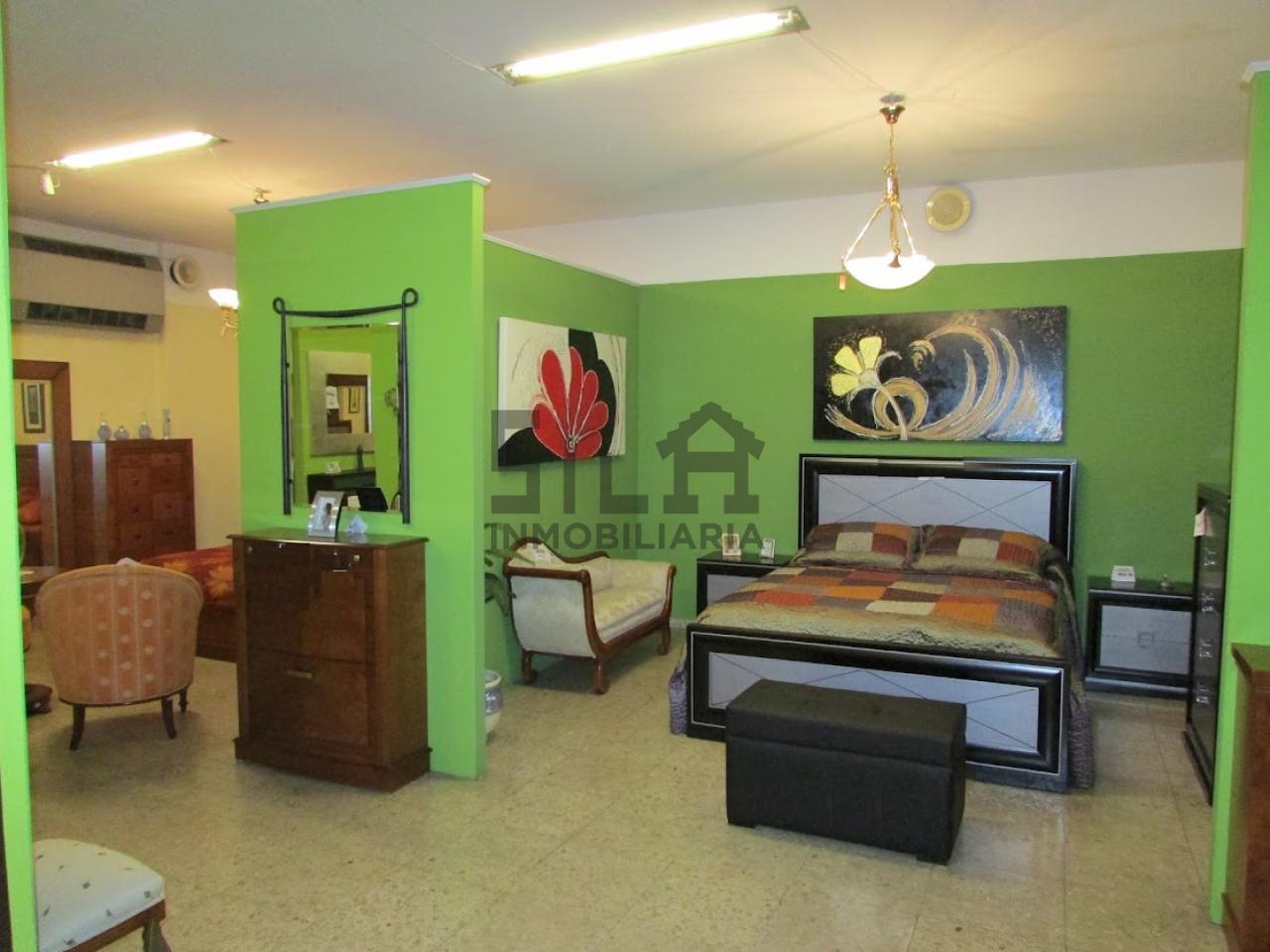 ALQUILER LOCAL 300M2 PIÑEIRAL