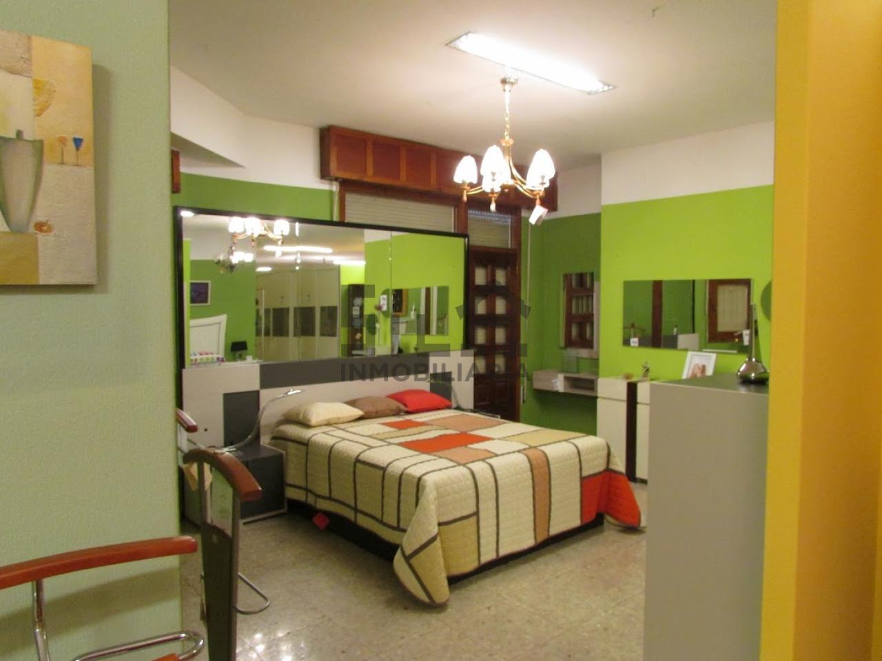 ALQUILER LOCAL 300M2 PIÑEIRAL