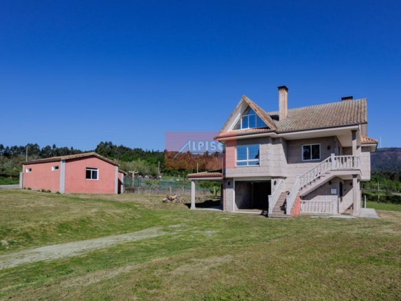Chalet en Carballiño (O)
