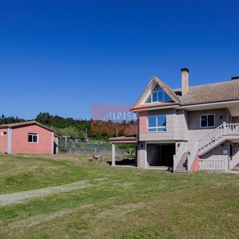 Chalet en Carballiño (O)