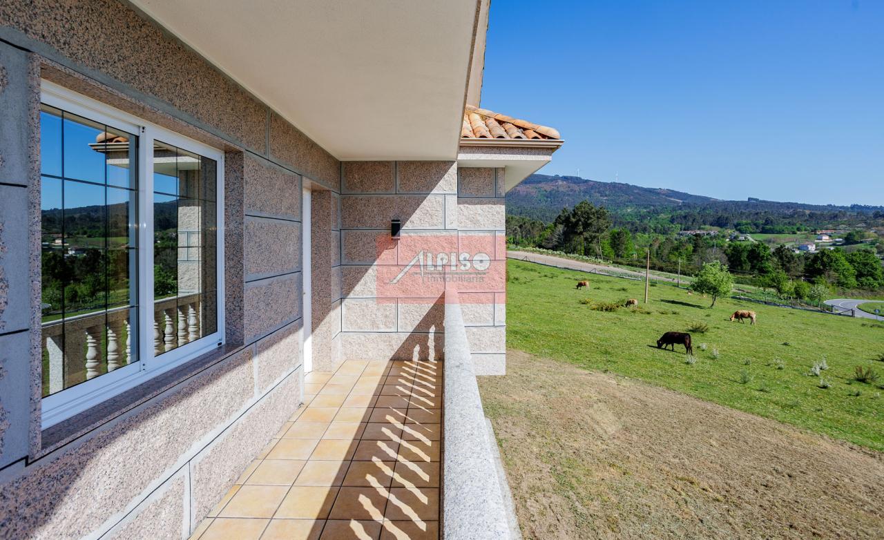 Chalet en Carballiño (O)