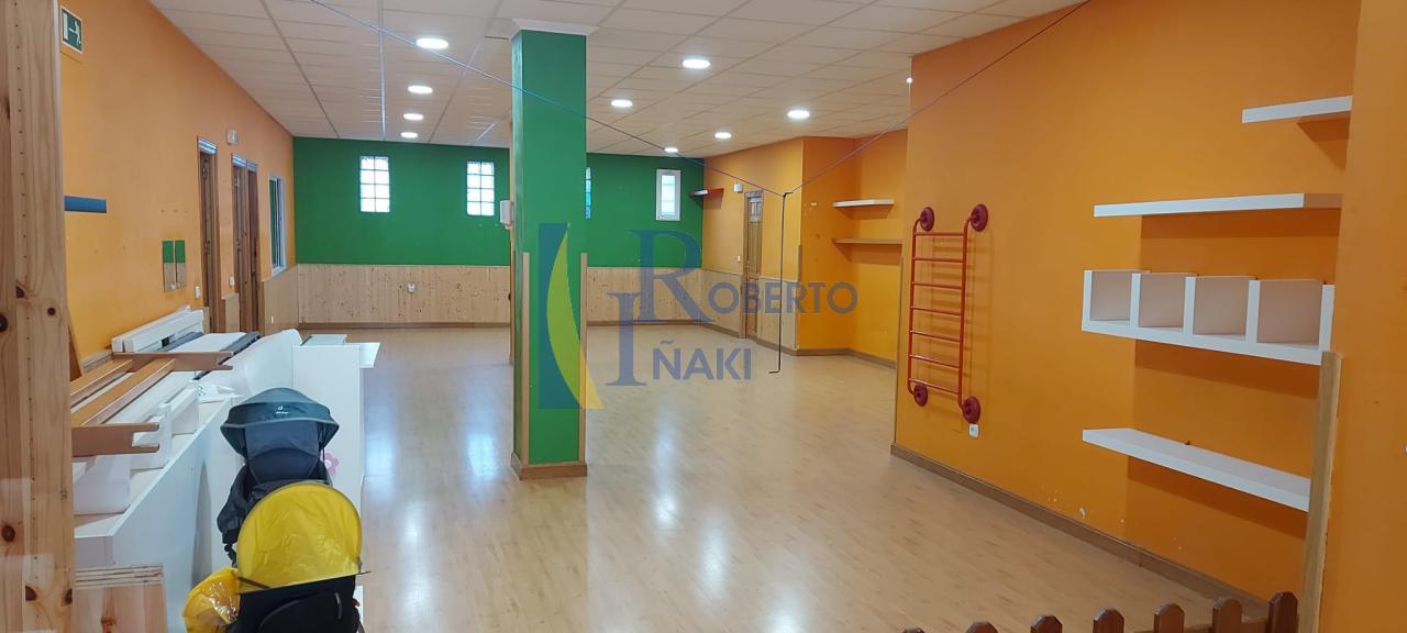 174664084218200027647_174618312961 LOCAL DE 150 M² ACONDICIONADO