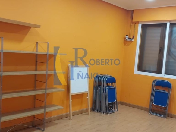 LOCAL DE 150 M² ACONDICIONADO