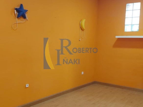 LOCAL DE 150 M² ACONDICIONADO