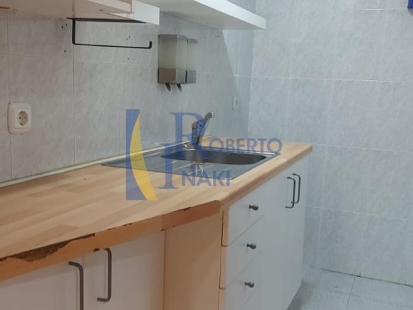 LOCAL DE 150 M² ACONDICIONADO