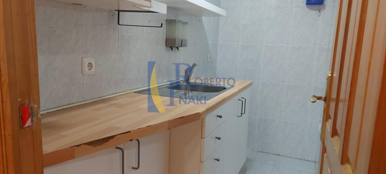 174664084381600027647_174618312785 LOCAL DE 150 M² ACONDICIONADO