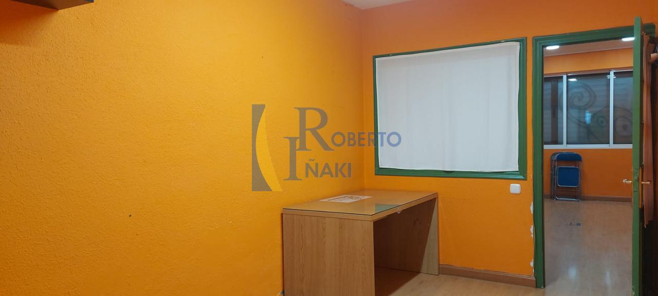 174664084477600027647_174618312844 LOCAL DE 150 M² ACONDICIONADO