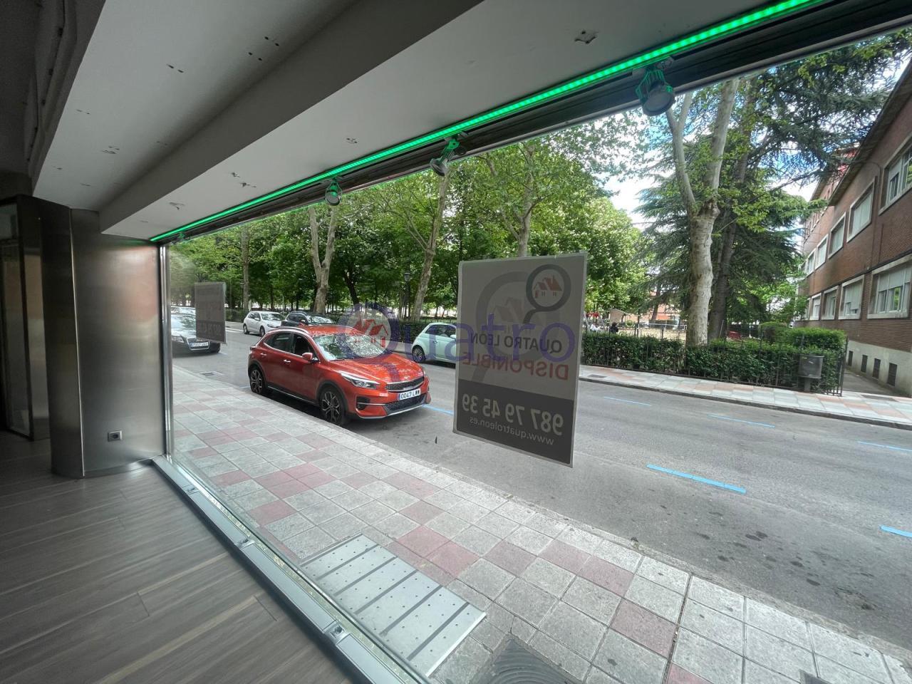 174705007229000027661_174654796365 Gran local en alquiler en el centro de la ciudad, Plaza Jardín de San Francisco