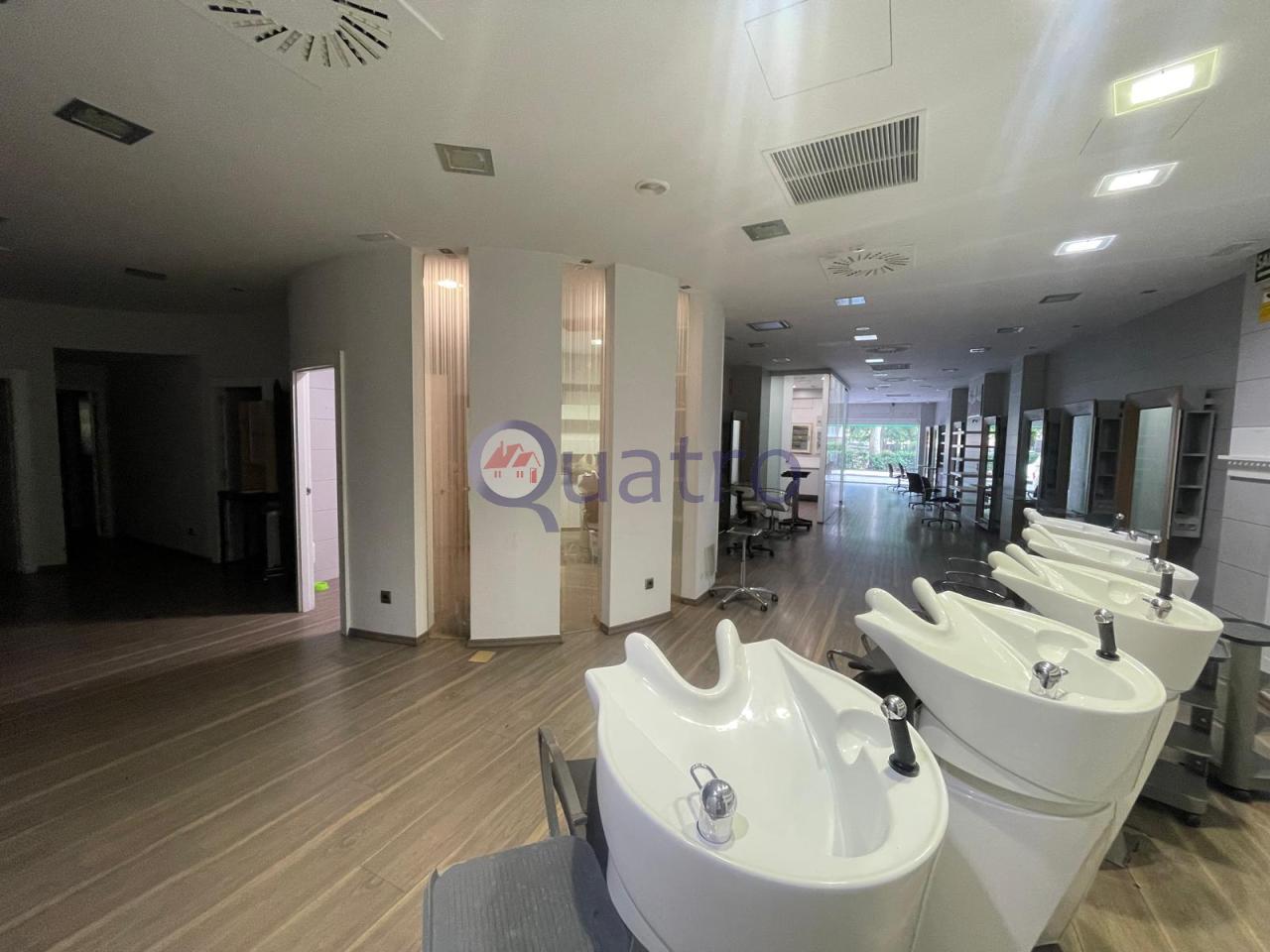 174705008185800027661_174654796090 Gran local en alquiler en el centro de la ciudad, Plaza Jardín de San Francisco