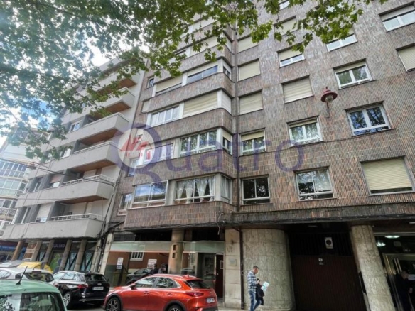 Gran local en alquiler en el centro de la ciudad, Plaza Jardín de San Francisco