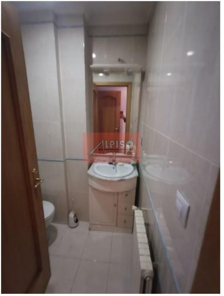 174715829561000162908_174715177863 Piso en Ourense