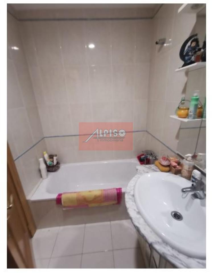 174715829881600162908_174715177821 Piso en Ourense