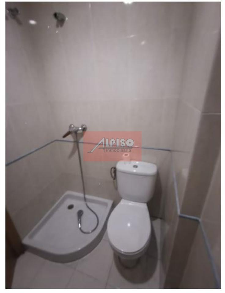 174715830143700162908_174715177953 Piso en Ourense