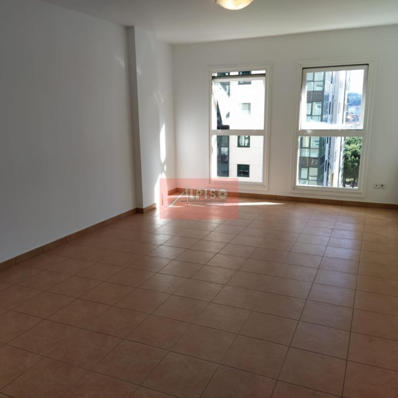 Piso en rentabilidad Urb. Residencia