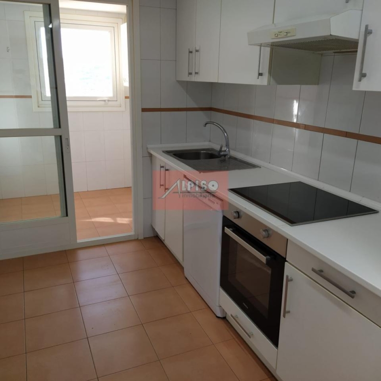 Piso en rentabilidad Urb. Residencia